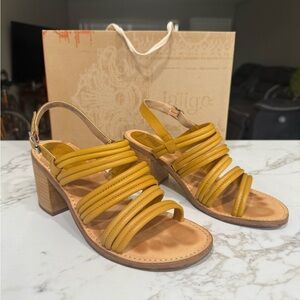 Latigo heeled sandals